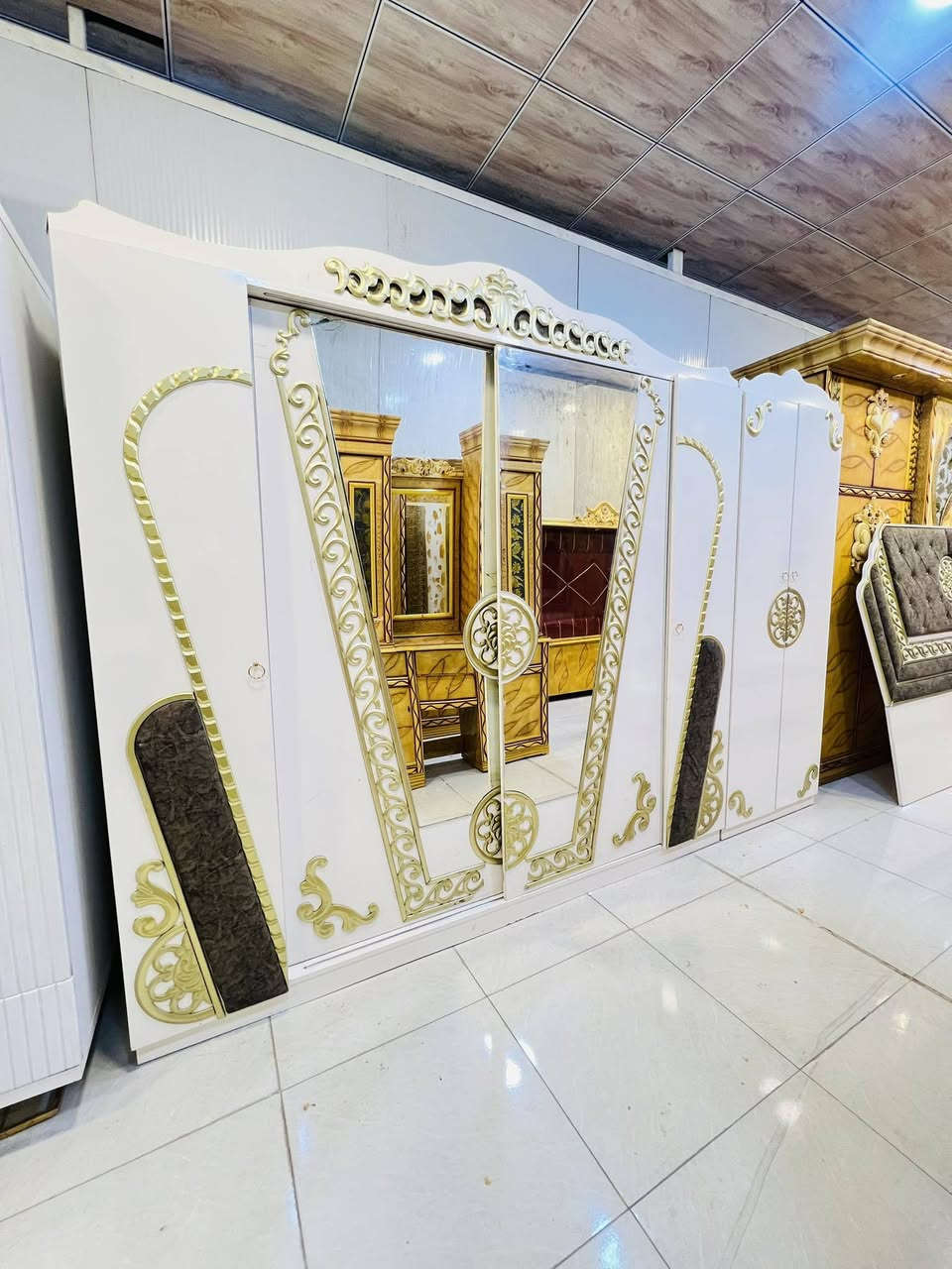 غرفة. تركي.  مودرن ثقيل. لون مميز. ١٠قطع. كوالتي. عالي 800 واصل. كول مناطق بغداد


**إذا كنت صاحب هذا الإعلان وتريد حذفه لأي سبب، رجاءا أرسل رسالة إلى الدعم الفني**