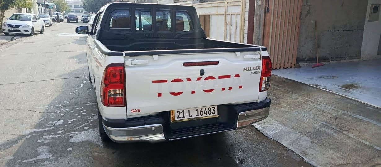 سلام عليكم تويوتا هايلوكس 2025 سياره كل جديد مال بيت سياره كفاله عامه كل شيء ما بيه ماشي سياره 7000 فول مواصفات واحد على واحد فقط بيها مكان رسعه عنوان كركوك اتصال ***********
