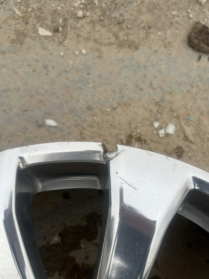 للبيع تك ويل تاهو بريمير 2023 اصلي بي فقط هاي الحافه 
***********
