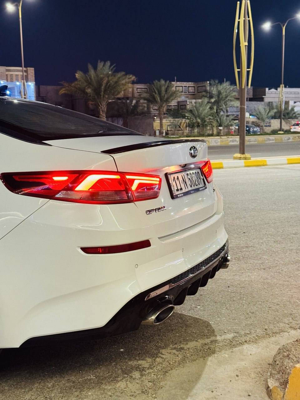 سلام عليكم. اوبتما ((2019))  S
فول مواصفات
محرك 2400 GDI
 رقم اربيل 
صور الحادث مرفقة بالمنشور 
بالعراق بيه صبغ جملغ بدون حادث
————————-
*المواصفات*
بانوراما 
مراية تعتيم 
بصمه تشغيل وابواب 
لد نهاري امامي خلفي
لد باليدات ليلي نضام ترحيب
كشن كهرباء
كشن نص جلد ونص مخمل
تحكم فول
حساس خلفي
صندوق ذكي يفتح عند الاقتراب 
شاشه كبيره وكامرا  دواره
رادار جانبي 
رادار امامي 
سياقه ذاتيه 
رادار  توقف ذاتي 
تنبية خروج عن المسار
دواسات مال سبورت
دبل اكزوز  صالنصة 
دفيوزر مشيف بلادي اسود
سياره نضيفه مكينه وكير وحدادية 
ماشيه 109
السعر 148
مكاني الانبار الفلوجة 
***********
موجود واتس اب
