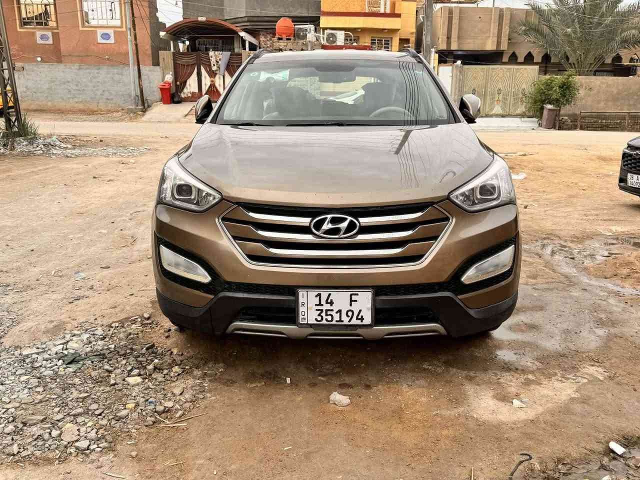 السلام عليكم
سنتافيه موديل 20013خليجي سبعه راكب اربعه سلندر مكينه دوش 2400 رقم انكليزي 
سياره كفاله  من صبغ من حادث 
داخل لونين  ماشيه 260
جاهزه تبريد مكينه كير. 
اريد مراوس شعندك. تعال واتساب 
مكان بابل 
***********
