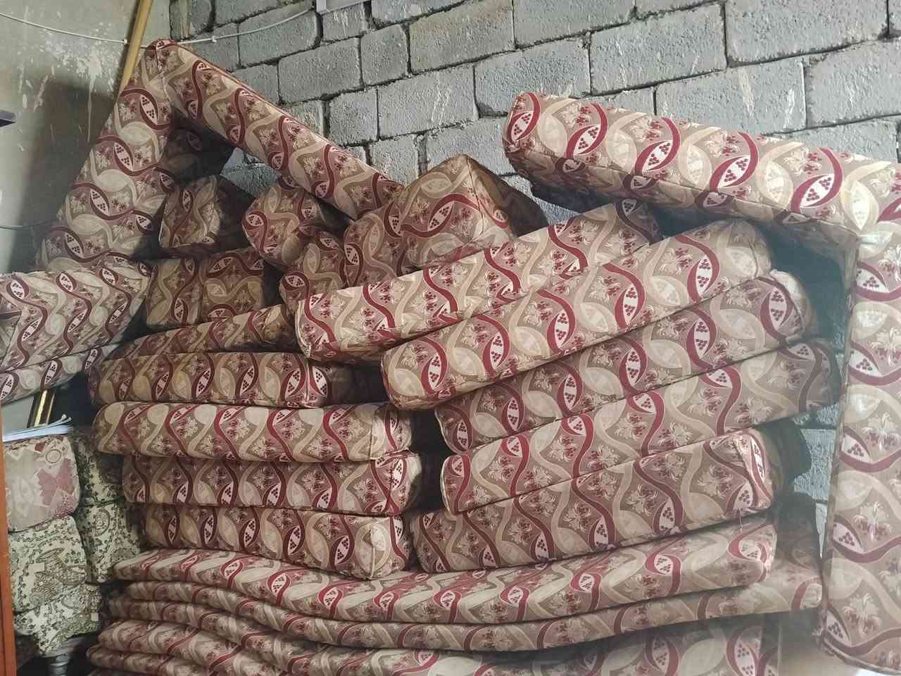 صباح الخير والعافية ديوان كلش نظيف اي نقص مابي سعره 200بي مجال العنوان الشطره الفتاحيه ***********
