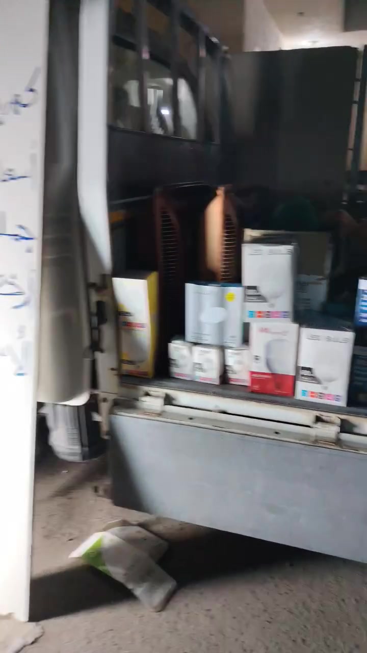السلام عليكم
جميع انواع الكهربائيات بسعر الجمله ارخص الأسعار


**إذا كنت صاحب هذا الإعلان وتريد حذفه لأي سبب، رجاءا أرسل رسالة إلى الدعم الفني**