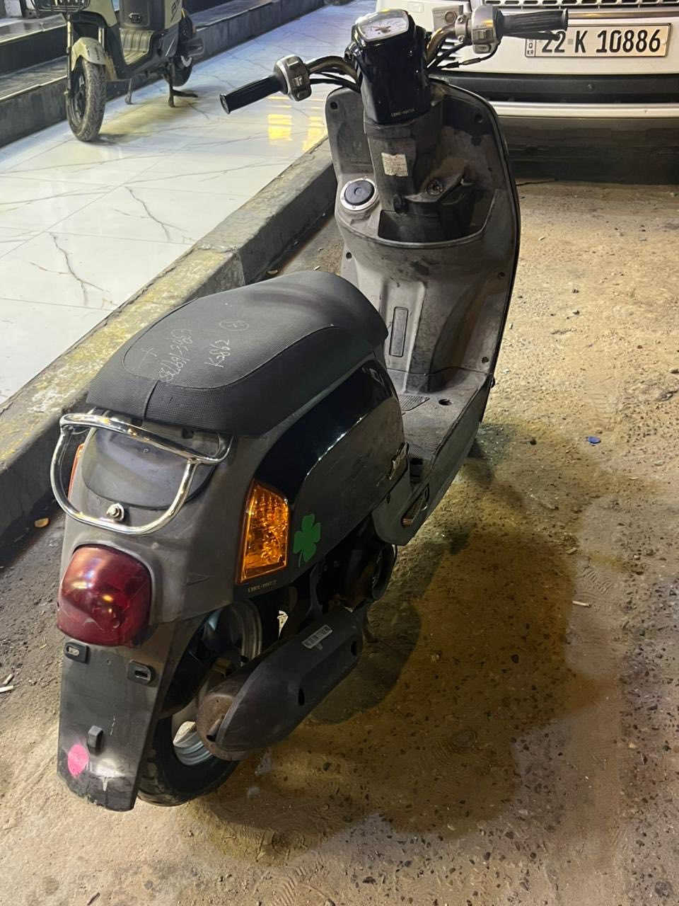 سلام عليكم دراجه ماكس بوليسي  ما مفتوحه فقط مدكر مكسور 800 تواصل واتساب ***********
