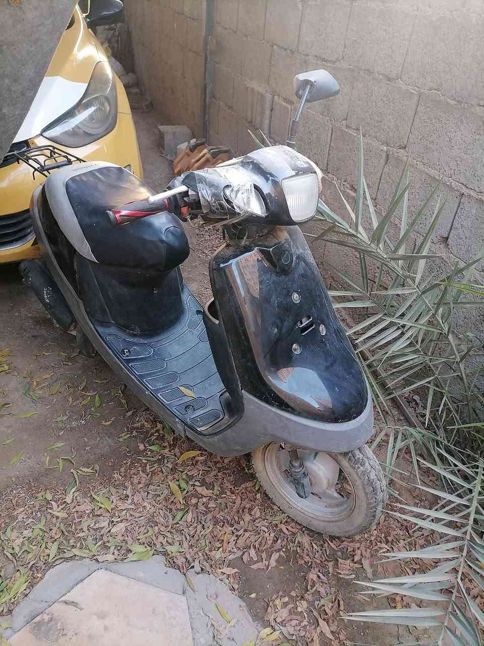 دراجه ٦٠ مجفته و تاركه صار شهر  تايرات جدد وباتري جديد وكابريتر جديده  السعر ١٥٠ الف مبايل ***********

