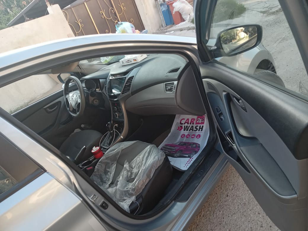 النترا 2016 وارد امريكي محرك 1.8 دوش جاهزة من كلشي شاشة وكامرة خلفية بيها كم قطعة صبغ ابيعلك حزام بدون دواخل اكرر بدون دواخل اخذها سونار راديتر جديد وجوينات ومي اخضر قبل فترة مبدله بيها نضوح دهن من جوه بسيط السعر 120 بيها مجال بسيط جداا حق جيتك   للتواصل ***********
