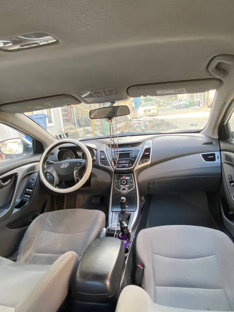 مكلف بالنشر
للبيع النترا 2015 امريكي بيه جاملغ مبدل وبيه دحجات السعر 102 وبيه مجال ***********
