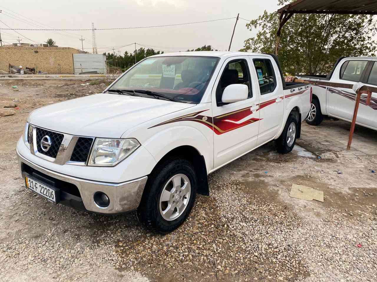 السلام عليكم  ..
نيسان نيفارا ..للبيع. موديل ٢٠١٥ 

رقم بغداد  بأسمي كامله للأخير السياره مابيها برغي نقص من جميع النواحي.  كير اوتوماتيك 

مداور ثاني يوم . تخم تاير تبريد تدفئه  صدر اصلي وكاله مابيها اي نقص 

بيها بارد جدا قليل طرف البدي   محرك مفتوح تجفيت درجه اولى لاتنقيص لاتبخير  ناعمه كلش.  ..... السعر ١٣٠$

مكان السياره السماوه قضاء الخضر 

للتواصل ( ***********)
