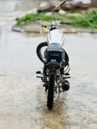 دراجه خمس تسعات ماكينه خارسه السعر 285 وبيها مجال 07892512520