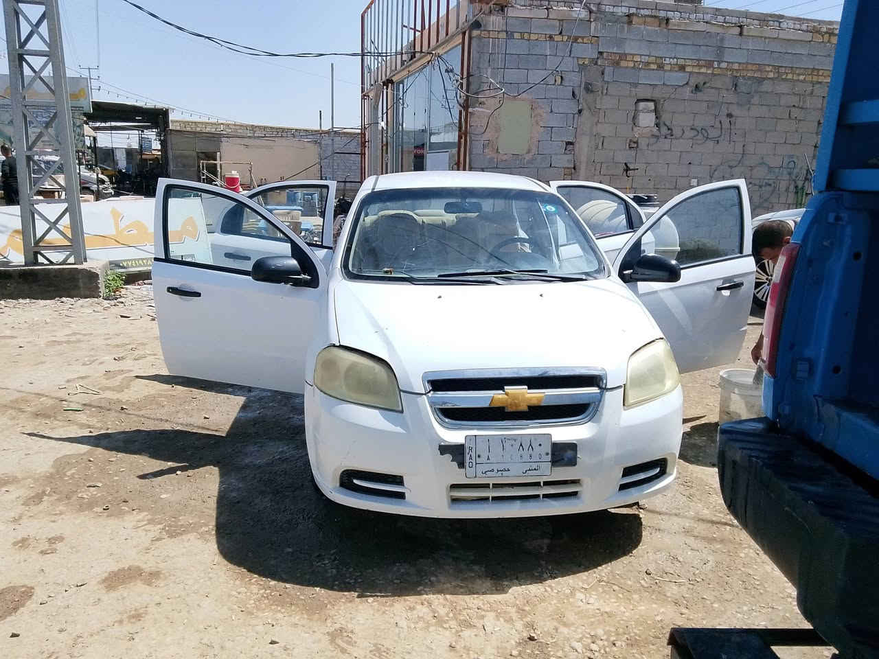 سلام عليكم شباب سيارة افيو 2011 محرك مفتوح ***********
