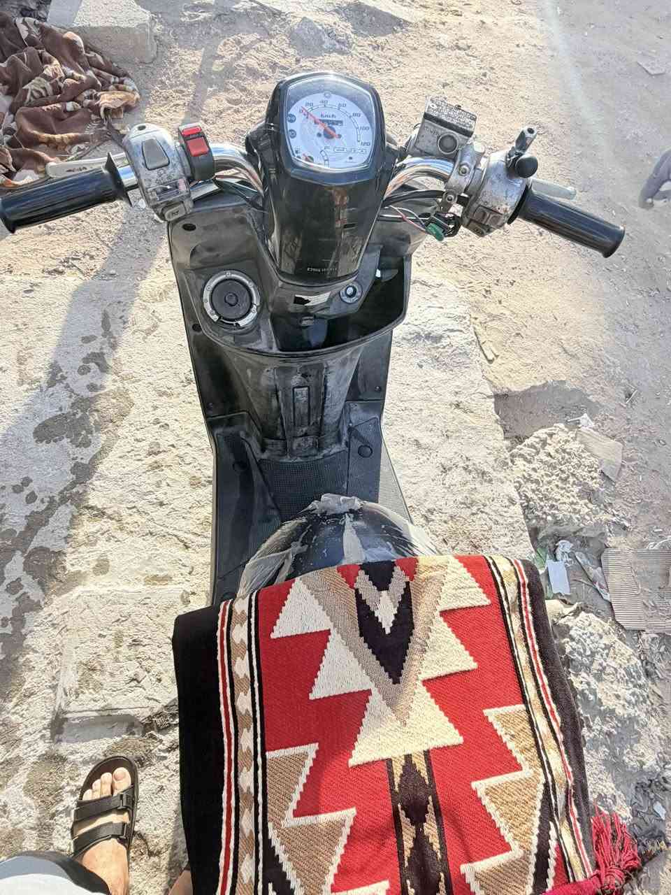 سلام عليكم للبيع بوليس دراجة كفالة من كلشي مكينه مكفولة ختم واحد الدراجة مكاني حي الإطارات 
السعر ٧٥٠ قفل
***********.
