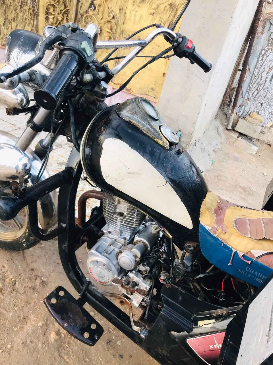 للبيع..  2019
1- كهربايات شغاله 
2- تجفيت جديد 
3- اوراقه اصوليه 
4- السعر 1300 وبيه مجال بسيط 
هاتف واتساب  ***********
بغداد الحسينية الراشدية
