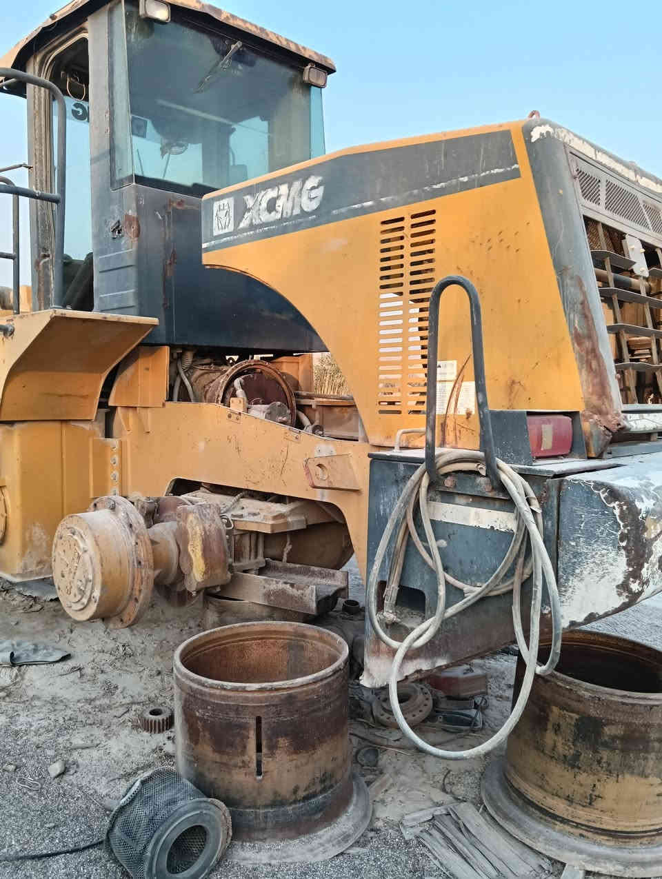 مكائن للبيع شفل كومات سو عدد 2 
شفل كاوسكي حجم 90 عدد 1
شفل صيني عدد 3
العنوان /واسط/معامل غريبه 
*********** الاتصال على الرقم
