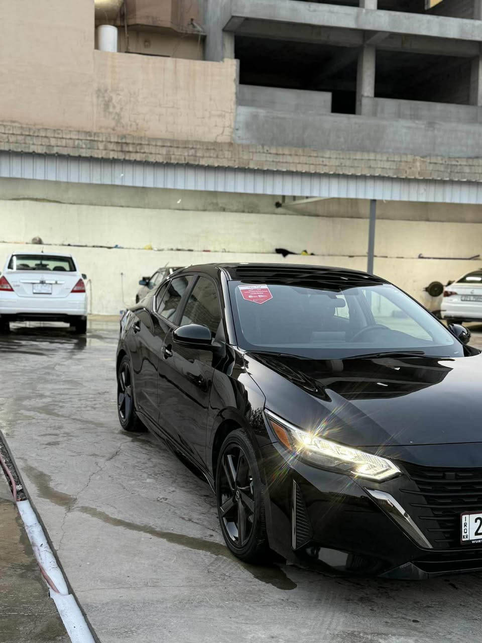 نیسان سێنترا مۆدێل 2024 SRی میدنایت تەنها بۆنیت بۆیاغە بێ ژۆرێ پەرەشوت تەنها سوکان سیستەمە تەنانەت دەعامیەکانیشی بۆیاغی نیە گێڕ و مەکینە بەشەرت ٢٧ مایل ڕۆشتووە  
سەنەوی هەتا 2030نوێیە
نرخی 146 و مەعامەلە 
ژمارەی مۆبایل -***********
*********** أربيل, العراق
