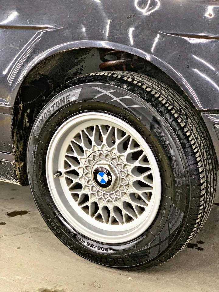 فرؤشتن Admin❤️
بيئيم ٥٢٥ گير عادى مؤديل ١٩٩٢ سلايت ره قه م هه ولير سه نه ويو ره قه م هه تا ٢٨ تازه يه به ناوى خؤمه وه يه كامل مه سروف بى نوقسانيو ته قه و ره قه ١٠ رؤژه گيرو مه كينه و عه ينه و كلاچى لؤكى ئه وروپى بؤ به ستراوه كامل له motosel سيرڤز كراوه رؤنو فلته رو پاترى تازه و ئه نتيفريزى تيكراوه پاوه رى سوكان تازه گؤراوه راديته رو پانكه ى تازه هه مو گيانى به شه رت تاقمى تايه و ويلى موشه به كى لؤكى له ژيره بانسو فله نجه ى لؤك سالانساى كؤنترؤل كاتم و سپؤرت ده عامى M 
شوين (سليمانى ) 
سه عرى ٥٣ گه لاو مه عامه له 
٥ گه لا غه رامه ى تييايه دواى مه عامه له ئه يگه رينمه وه 
0771 053 8811
