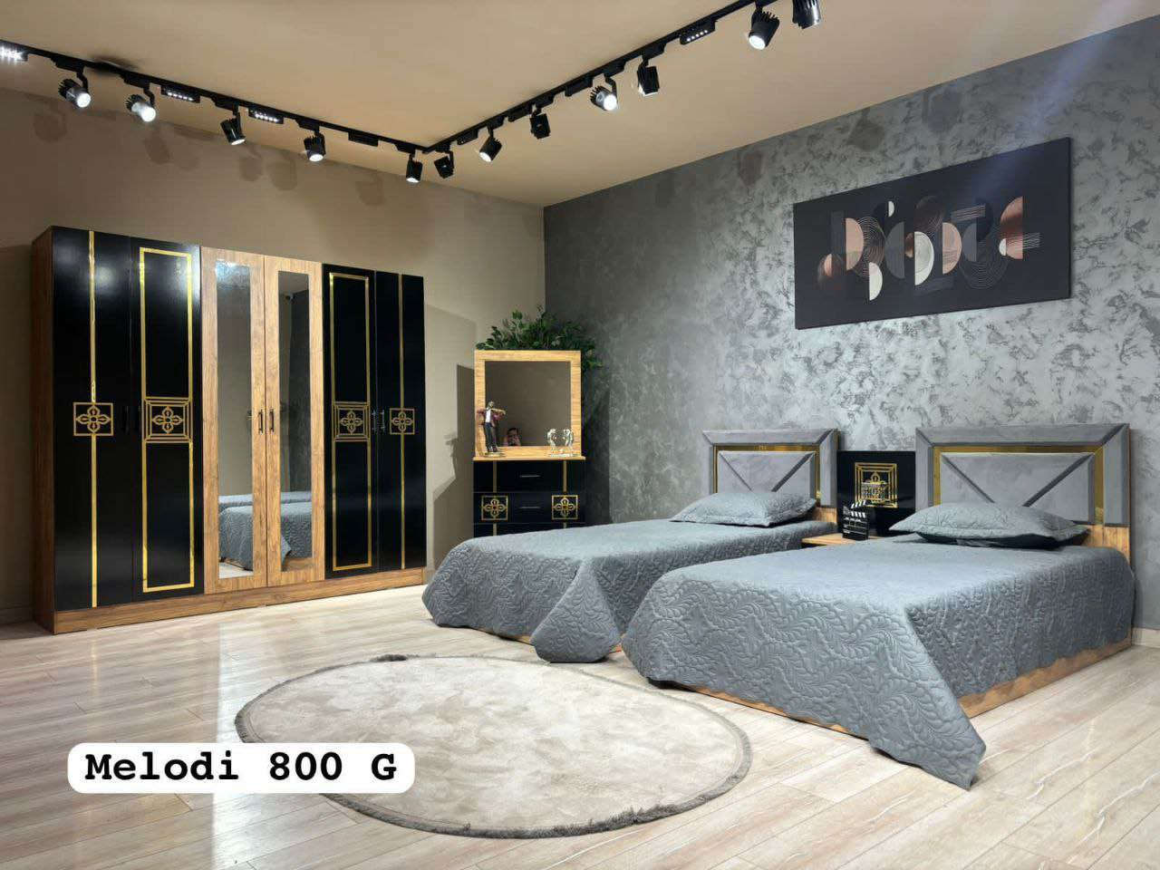 ♦️🔈 *تم وصول*🔈♦️
*موديل* سيمات - شبابي  * 
 
♦️ *5 *قطع ابواب* *شبابي *
♦️ *كنتور*220  سم صافي داخل كنتور 52  سم برغي جوي حديد 

♦️ *ميزت تواليت نفس الصوره 85 سم 
♦️ *كومدي عدد 1 مع ظهر إنارة 
♦️ *سرير *95*195 سم* عدد 2

*السعر 650 الف 

توصيل بغداد مجانا 
اطراف ٢٠ الف 
محافظات ٧٥ الف كربلاء, العراق


**إذا كنت صاحب هذا الإعلان وتريد حذفه لأي سبب، رجاءا أرسل رسالة إلى الدعم الفني**