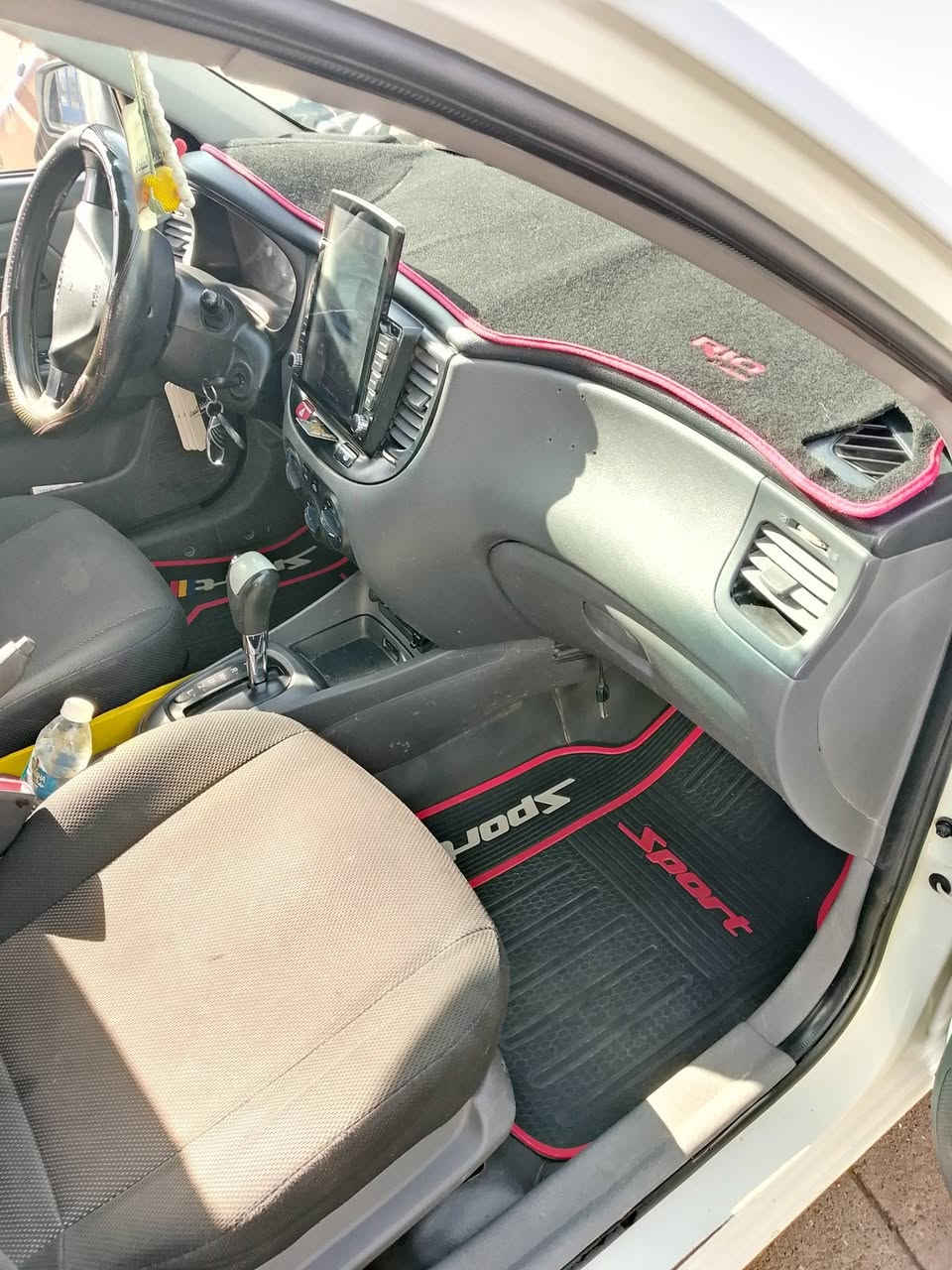 السلام عليكم كيا برايد موديل 2008 ضررها الجاملغ الايمن الخلفي بدون دواخل شرط التحويل ⛽كابون بانزين الكتروني شاشا كامره نص فول بسمنا السياره سنويا ساقطه صارلها شهرين
***********
***********
