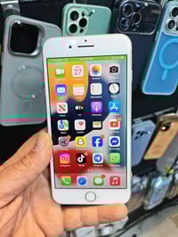 آيفون ٧ بلس • ١٢٨ • قەڵادزێ