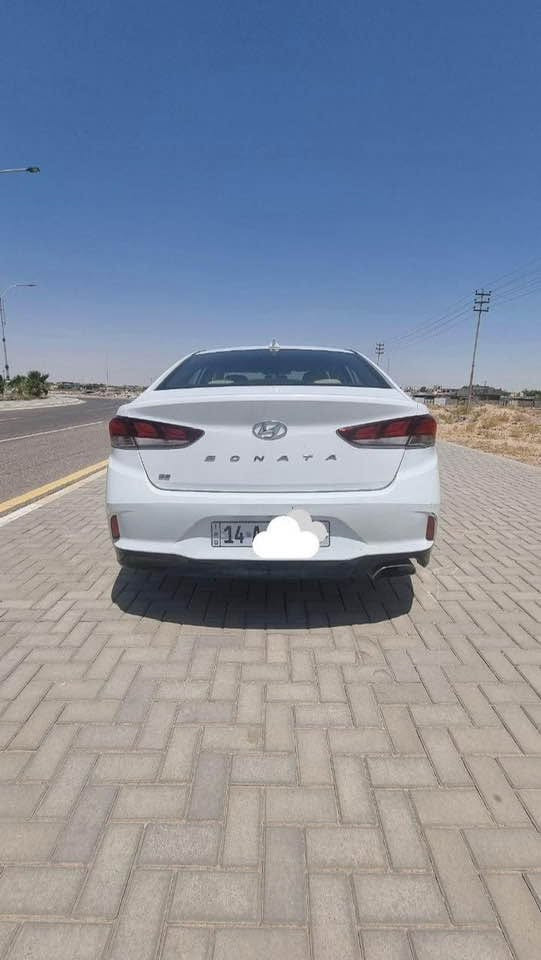 السلام عليكم سوناتا مديل 19بسمي تحول ثاني يوم رقم بصره 
رقم الدولي الجديد وارد امريكي حادثها كلش بصيط بس البنيد ونفسه مابدل السياره جديده دوشمه عامه تخم تاير جديد مكان السياره البصره السعر المطلوب 128بيها مجال قليل تفاصيل ازيد خابرني بي وتساب اني مكلف بل نشر (***********)
