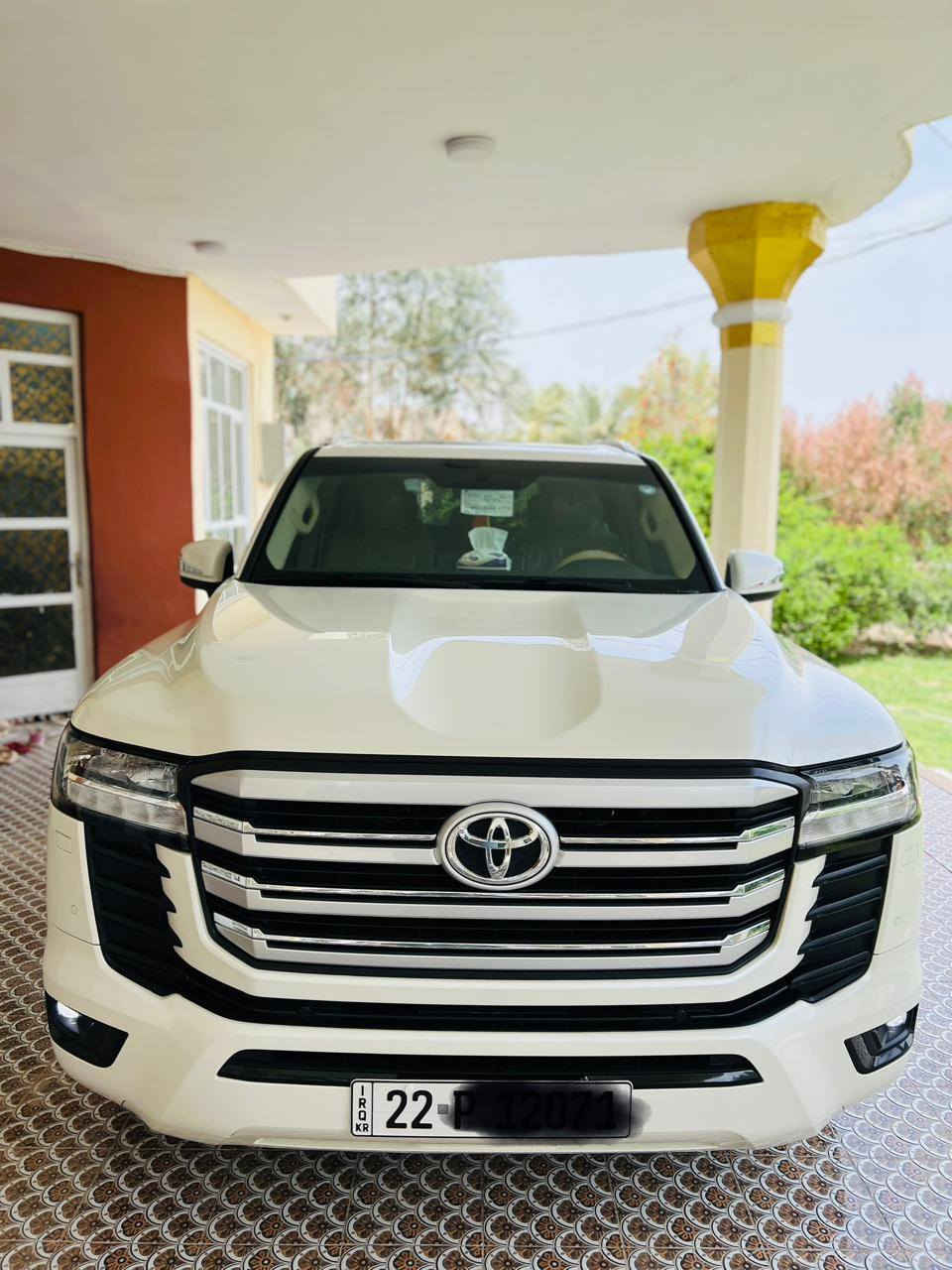 السلام عليكم للبيع لاندكروز موديل2022تكمه وسنويه ساز  باب الأول رقم  أربيل بسمي تحويل ثاني يوم مكفول كفالة عامه من صبغ وتبديل وفتح وشخوط 
فول موصفات 1/1
بصمه تشغيل 
بصمه أبواب لمس 
تشغيل عن بعد 
فتحه سلايت
كشنات ثنين كهرباء 
كشنات جلد 
كشنات تدفئه تبريد 
8ايرباك 
زراكات 
مري شفط 
شاشات خلفيه 
مطفايه حريق 
جنطه شفط 
سبعه راكب 
ثلاث قطع تبريد 
محرك 4000 تنفس طبيعي 
حساس امامي 
حساس خلفي
 بصمات ثنين 
سبير منازل 
وباقي موصفات ساز معروفه 
ماشيه45 الف  حقيقي 
سعر (635)
الاستفسار اتصل على الرقم *********** 
مكان بابل حله
