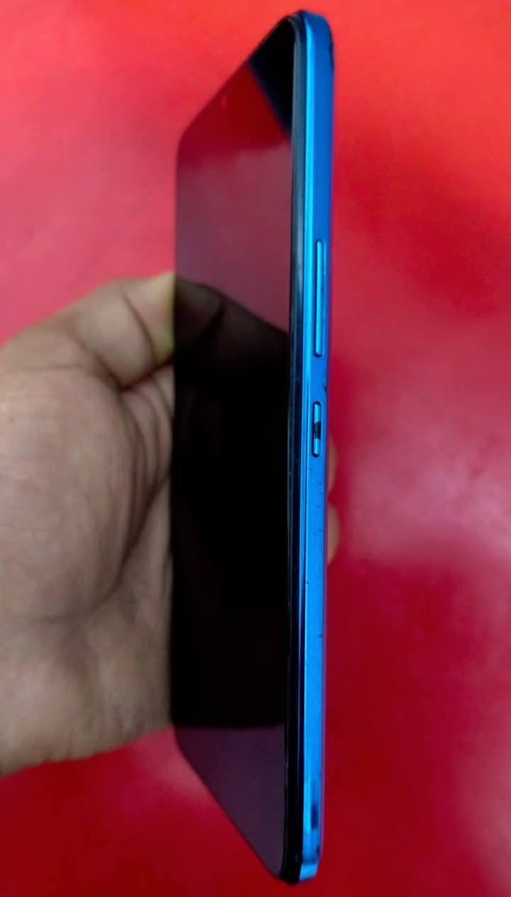 السلام عليكم جهاز انفنكس سمارت 6 بلاس استعمال قليل السعر 70 وبي مجال


**إذا كنت صاحب هذا الإعلان وتريد حذفه لأي سبب، رجاءا أرسل رسالة إلى الدعم الفني**