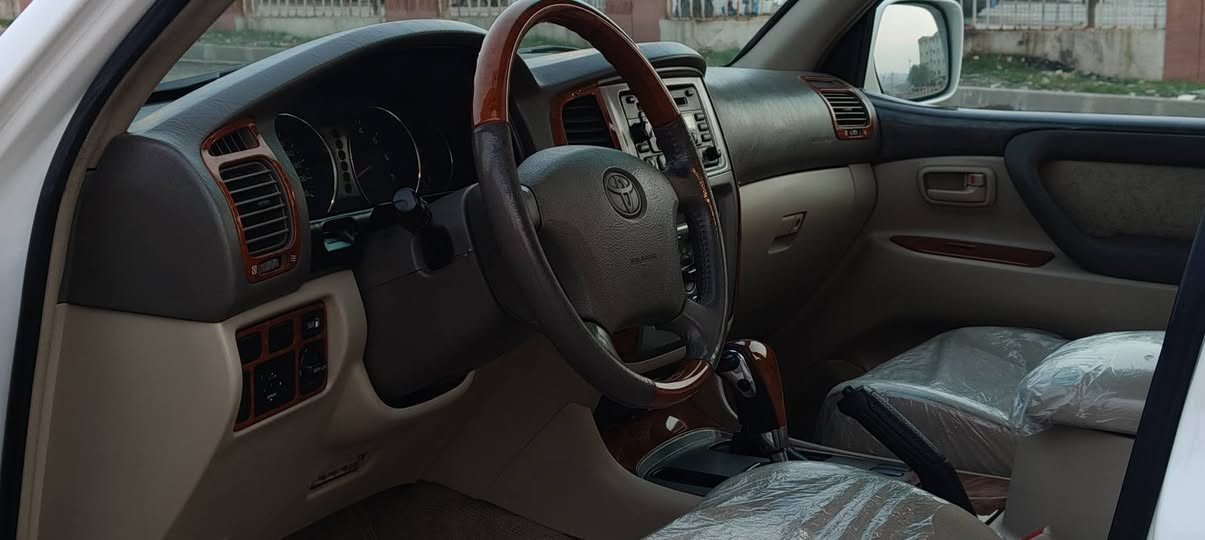 تۆیۆتا لاندکروز ٢٠٠٦  GX_R 
ژ.م  ***********یان***********
نرخی ٢١٢گەڵا
فول مواسەفات دیف لۆک 
180 هەزار رۆشتوە -چوار تایەی نوێیە -
سەنەوی نوێیە تا ٢٠٣٠  بەناوی خۆمانە شوێن سلێمانی
گێڕ و مەکینەی بە شەرت ئەکسل و دەبڵ ئەکسل بەشەرت 
هەموو گیانی بەشەرت 
سبوخی نیە  ڕەسمی سۆنەریم داناوە السليمانية, العراق
