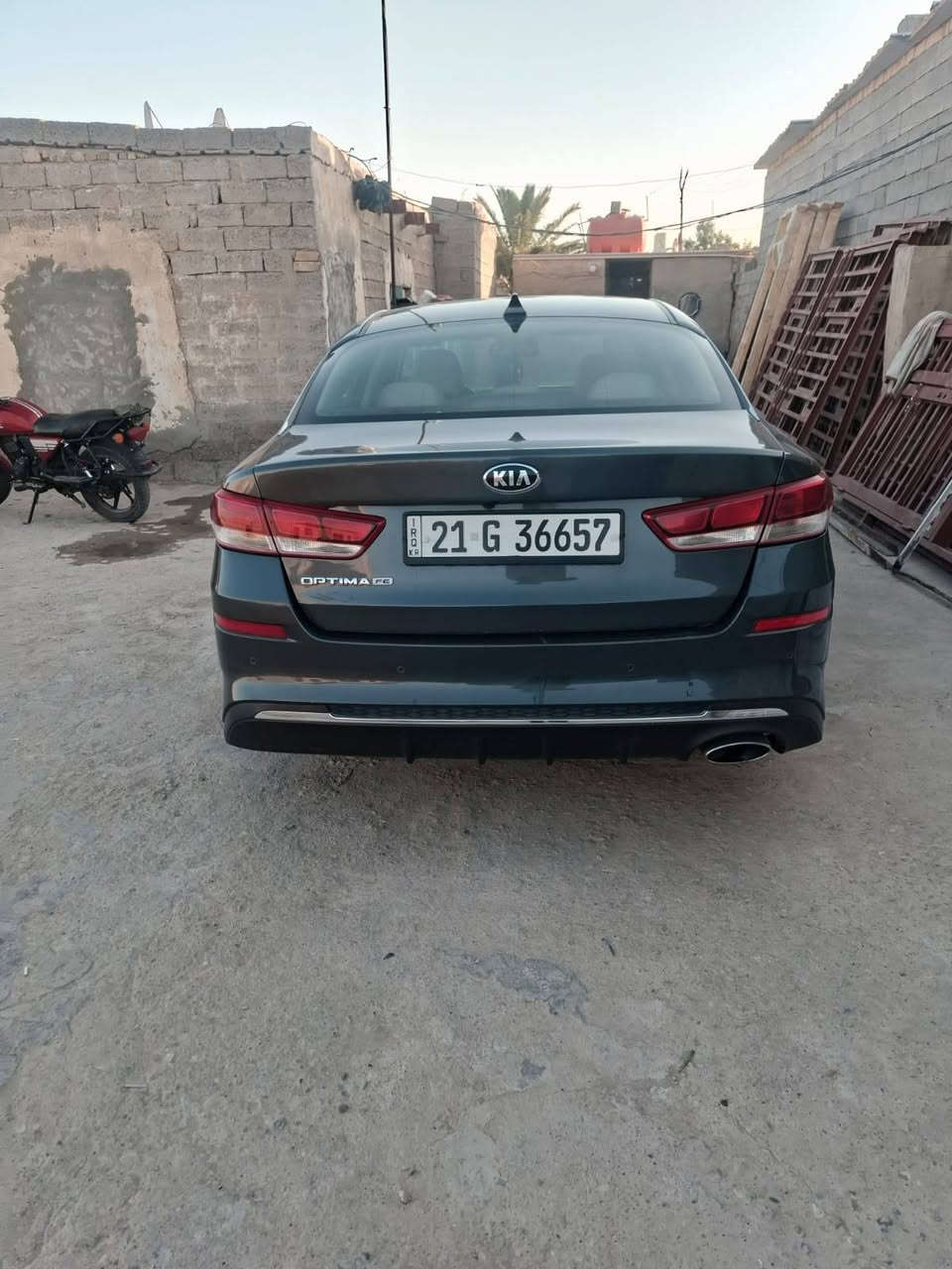 سلام عليكم
 سياره للبيع كياا اوبتيماا مديل 2020
 وارد امريكي
 3 قطع مكينه مكفوله سنويه ل27
 مكان واسط النعمانيه
 125وبيها مجال للاسفسار اتصال
  ***********
سياره خير من الله جاهزه وما نقصها برغي
