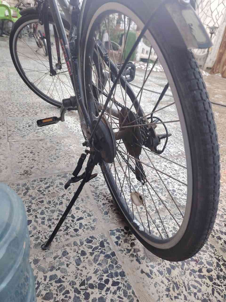 باسكل رياضي BCCوزن خفيف  جاملغات بلاستك نضافه ٩٠ تايرات وجوابه جدد  ب٦٠ وبي مجال التواصل خاص


**إذا كنت صاحب هذا الإعلان وتريد حذفه لأي سبب، رجاءا أرسل رسالة إلى الدعم الفني**