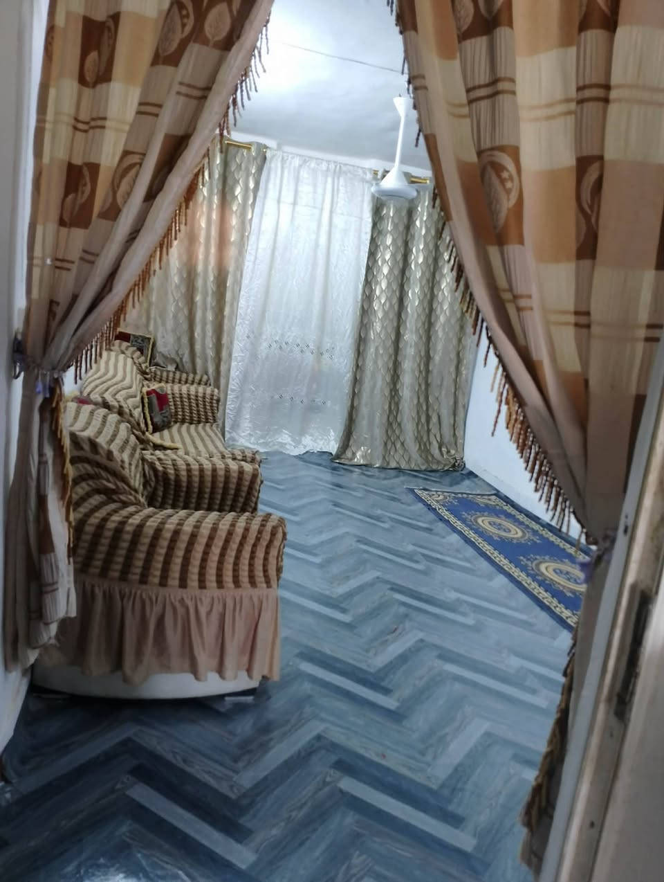 شقه للبيع الاسكان عمارات السكك قرب مركز النهضه
للاستفسار الاتصال
***********

