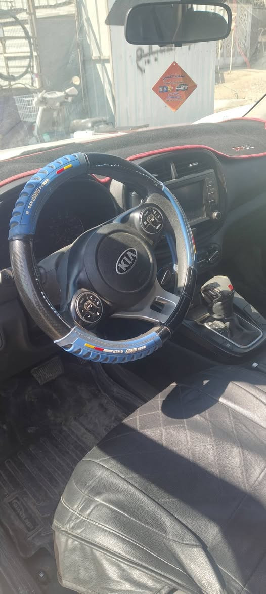 السلام عليكم كيا صول موديل 21 امريكي محرك 2000 دوش بأسمي سنويه 28 السعر 135 وهذا رقمي *********** عنواني بغداد باب الشيخ
