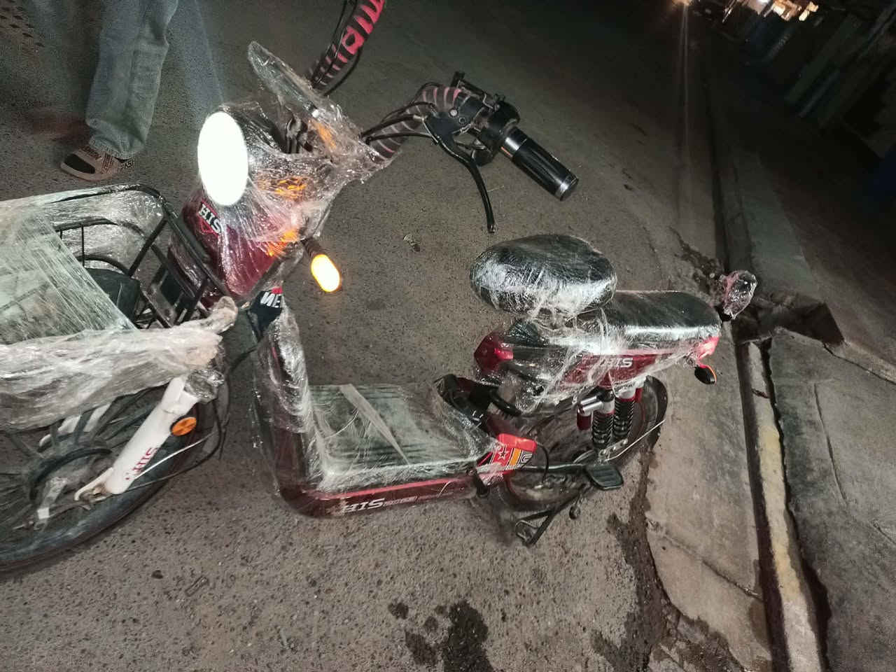 دراجه his حجم 22 السعر 210 وبي مجال المواصفات بريك وحساس لايت زينون شاشه تطلع العطلات اشاير يمنه يسره بك لايت تشغيل عن بعد انذار سرقه فتح قفل بريكات كامله بطاريات جدد مبدلهن شرط عل فحص وياها شاحنتها الاصليه الدراجه نضيفه تايرات جوب مبدلات قبل يومين جديد وبريك مبدل جديد  نقص فقط هورن المكان السيدية تواصل ماسنجر


**إذا كنت صاحب هذا الإعلان وتريد حذفه لأي سبب، رجاءا أرسل رسالة إلى الدعم الفني**