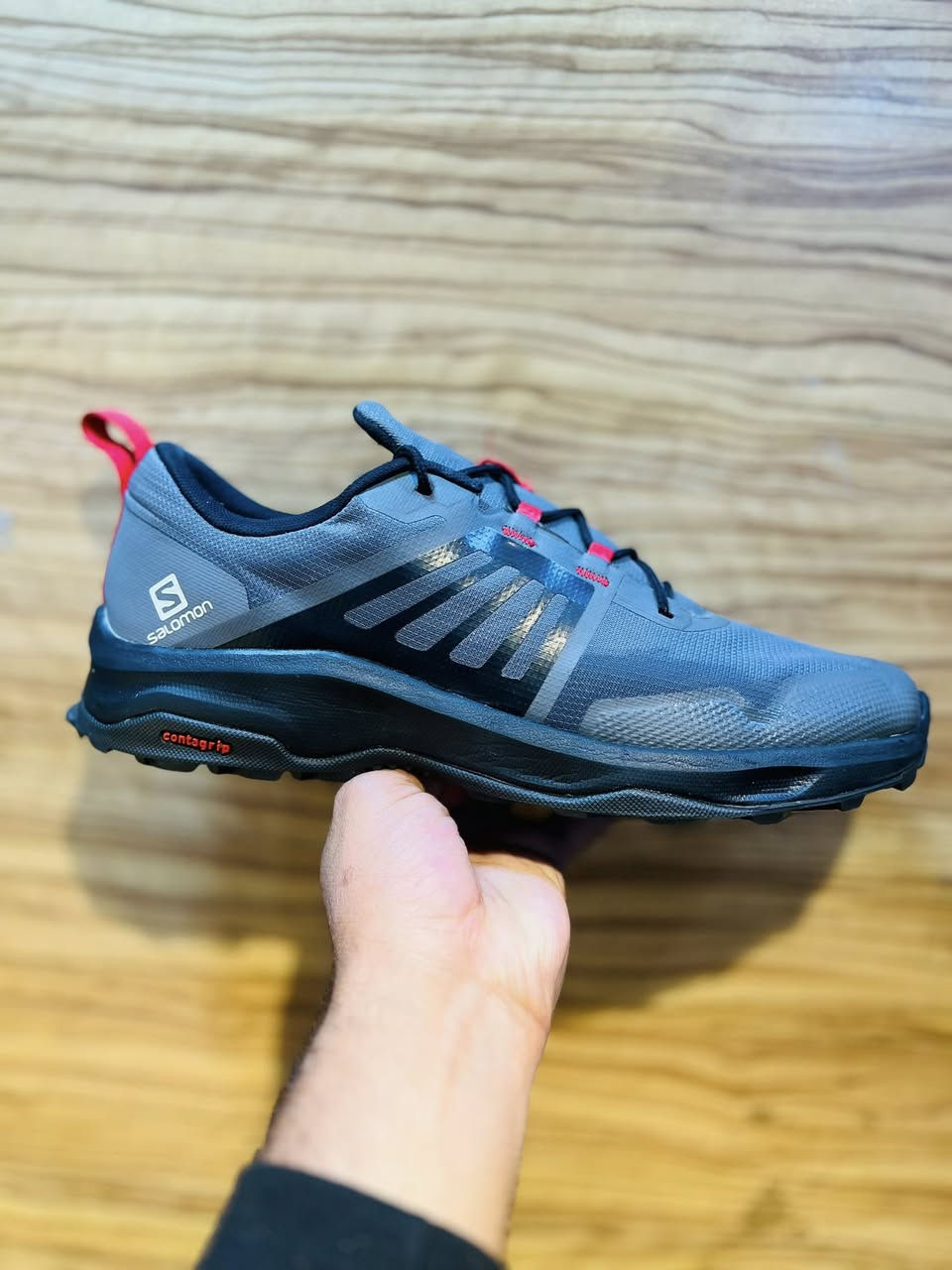 سلمون باله امريكي اصلي 
قياس46
طول القدم 29.5
اصدار حديث 
كورتيكس مقاوم للماء 
النظافه 100 .100
توصيل جميع المحافظات 
للحجز واتساب 
***********
