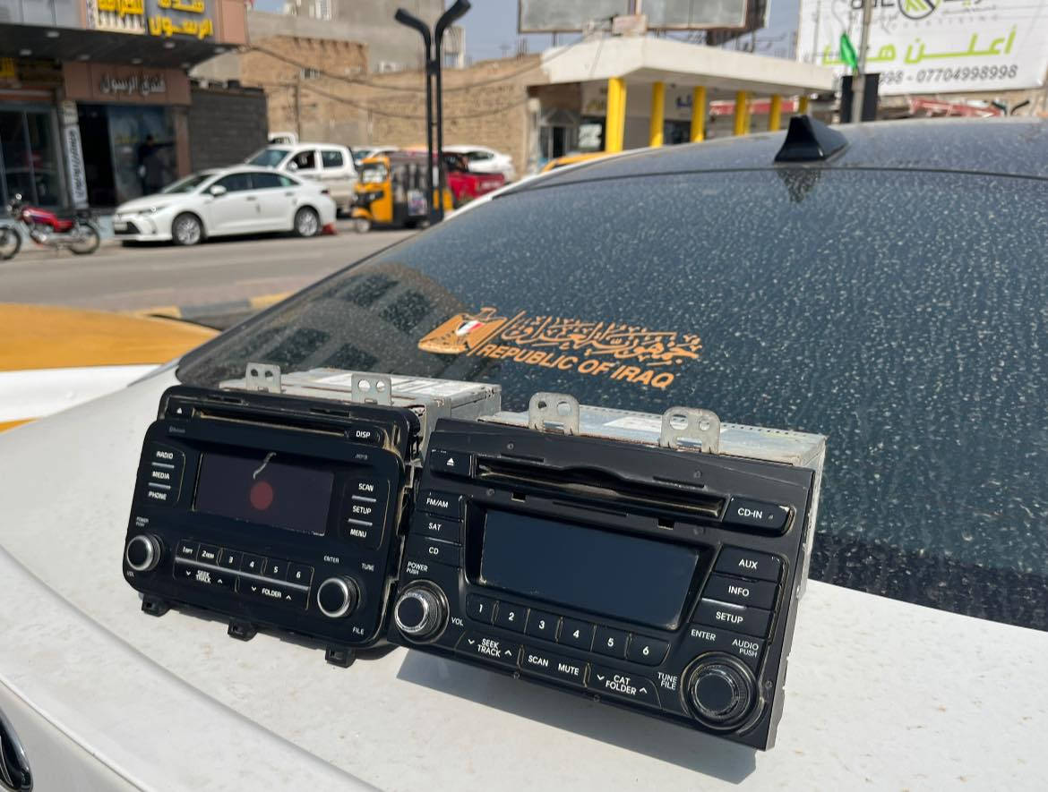 السلام عليكم
مسجل عدد 2 
واحد خليجي واحد امريكي
قيم واخذ باليرضي الله 
واحد بيه ضربه بالشاشة والثاني شغال


**إذا كنت صاحب هذا الإعلان وتريد حذفه لأي سبب، رجاءا أرسل رسالة إلى الدعم الفني**