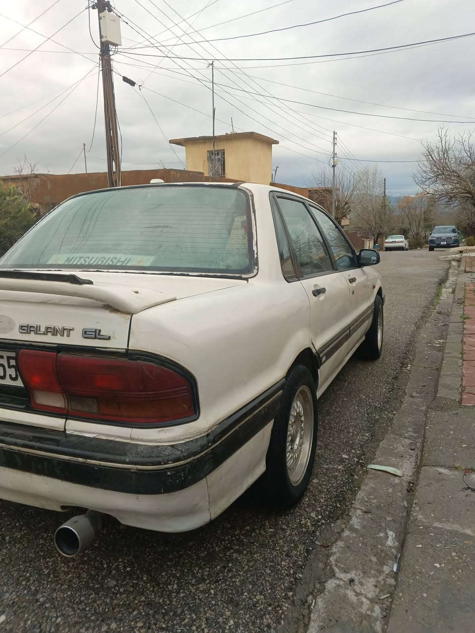 1991 مەکینە 37 
کارەبای گێچ لایت ئیشارەت گەرمی هەموو ئیشدەکات سەنەوی3.14  واتە حەوت رۆژە  بەسەرچووە بەناوی خۆمەوەیە***********
