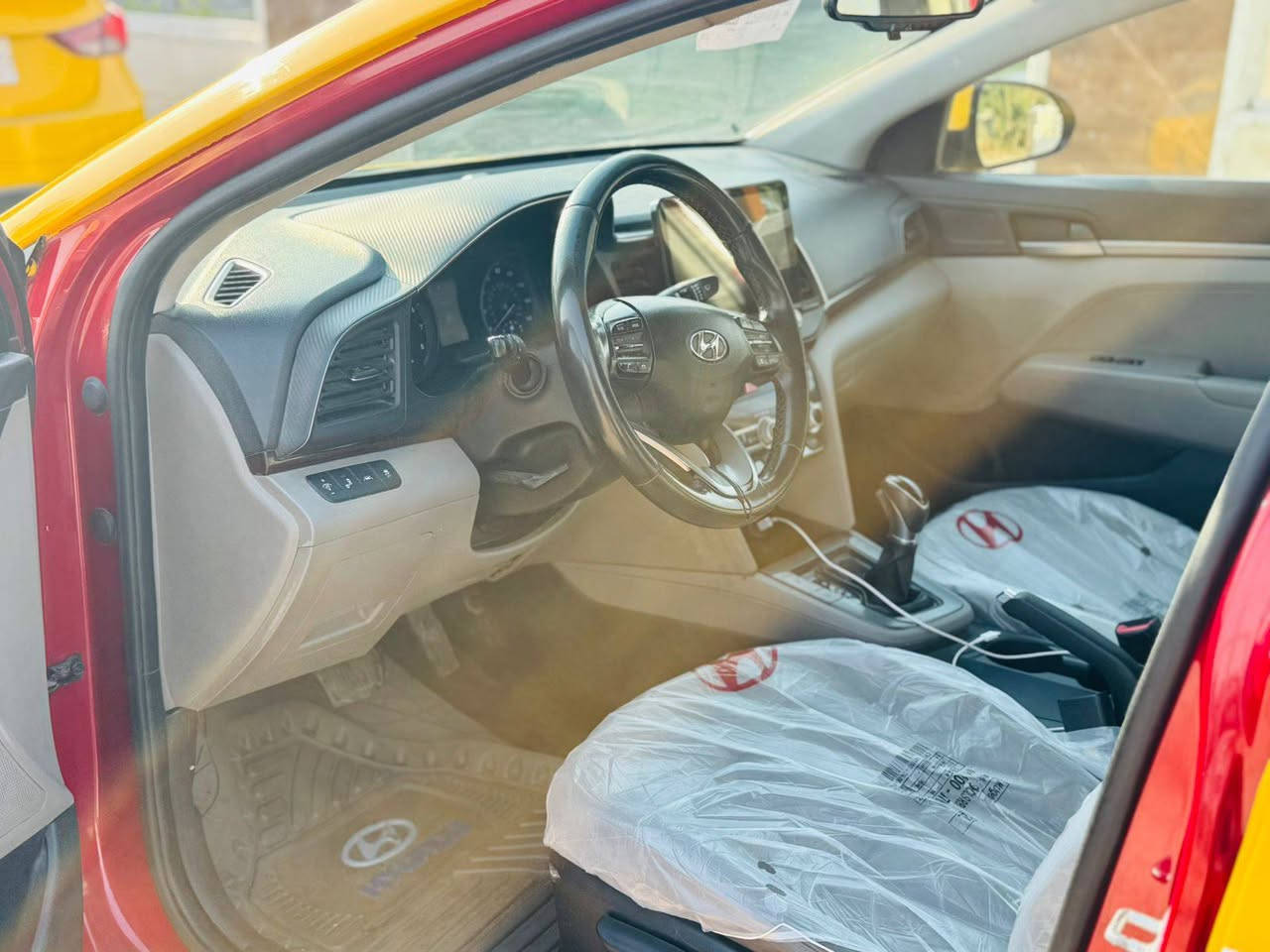 اسلام عليكم النترا موديل 19 فول واحد على واحد حادثه حاملغ أو بنيد فقط بدون دواخل مكينه الفين دوش كير ايتي مكفولات حداديه تبريد  مكفولات ماشيه 66 السياره جديده مال جنايه أو ما متعوبه السعر 128 أو بيه مجال المكان كربلاء طويريج ***********
