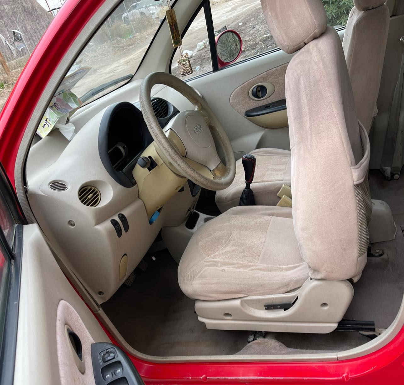 ‏السلام عليكم كي Q للبيع سيارة جاهزة من كل شيء هدا هدية منظومة بنزين ومنظمات كير مكفت السيارة ما بها مقفولة من الضربة مكاني بغداد الدورة السنوية الجديد ورقم إنجليزي سيارة باسمي الاتصال على السعر34￼￼ وبيها مجال الرقم***********
