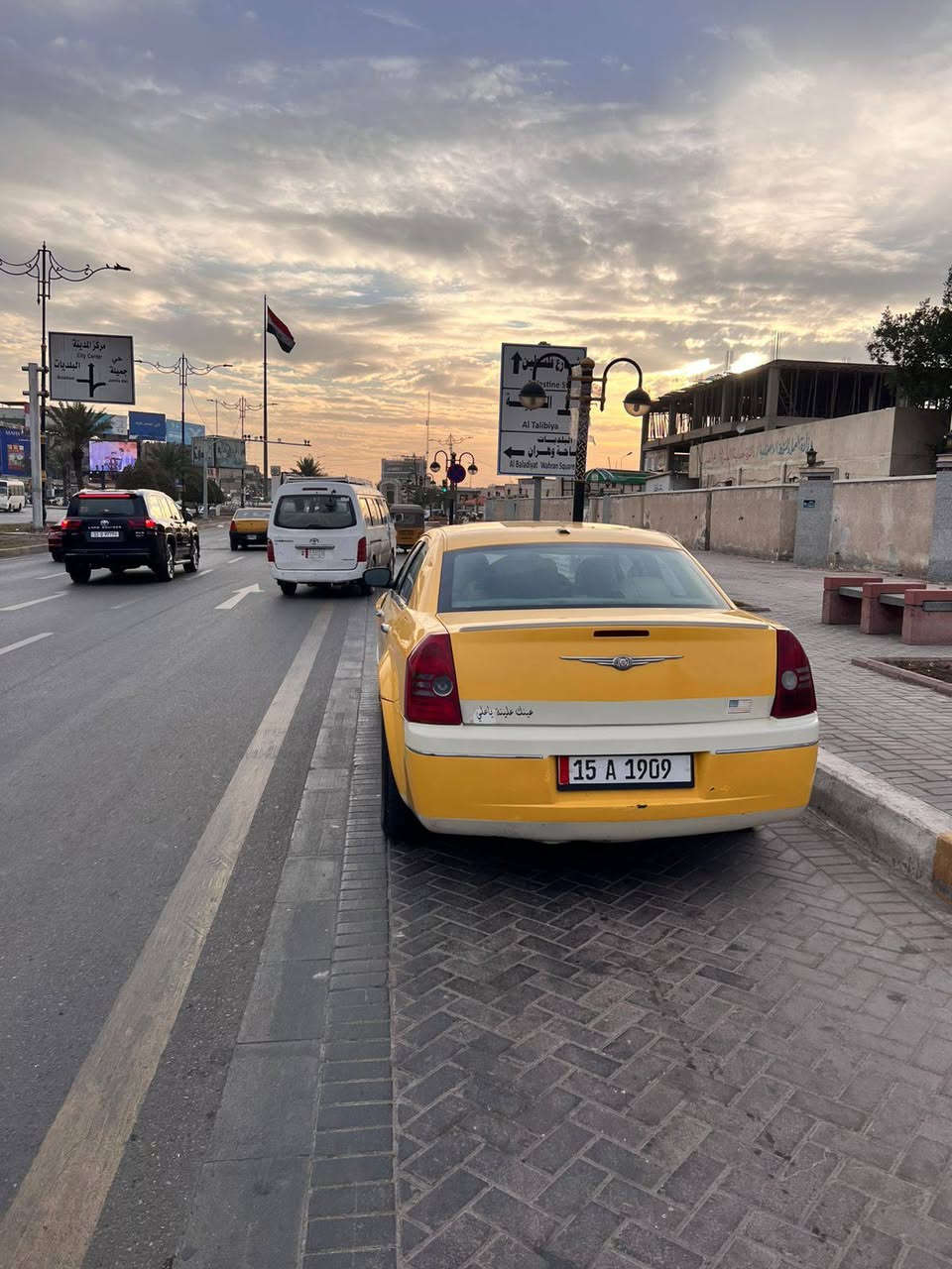 سلام عليكم أوباما 2010وارد خليجي مكفول من الضربه رقم انبار مصغرة هيئه وغرامات بسمي السيارة تحويل ثاني يوم مكان السيارة بغداد الأمين الثانيه السعر 125وبيه مجال  رقمي ***********
