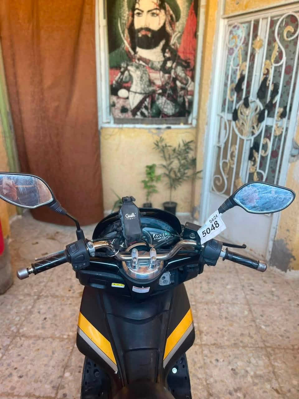 السلام عليكم مره خصت الكروب 
عندي دراجه بس سي اكس للبيع
مكفوله كفاله عامه تجي تفحص وتاخذ 
الدراجه ما بيهة عيب ابد السعر خاص 
متوفر خط و وات ساب مكاني بغداد مدينه الصدر 
***********
