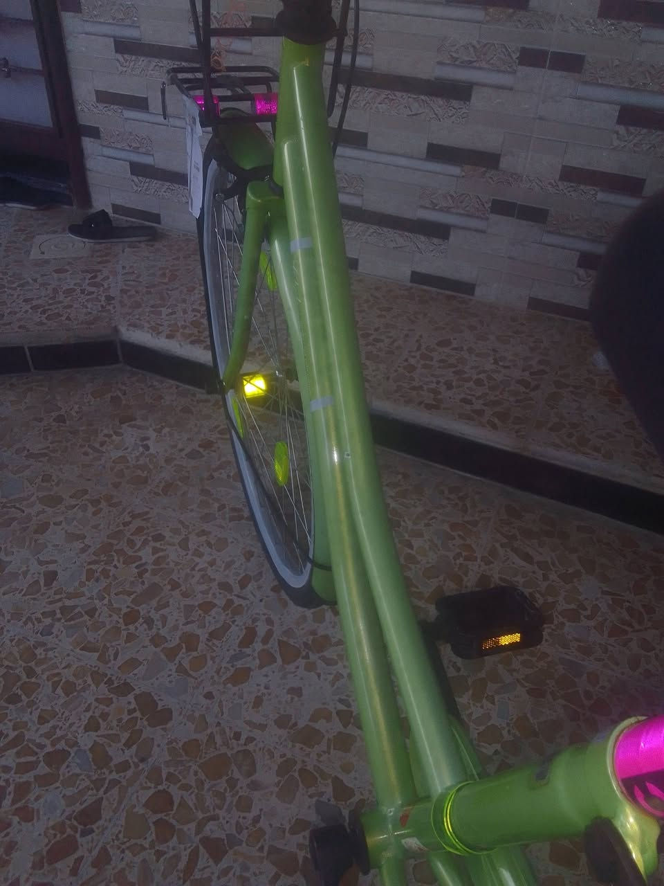 السلام عليكم .بايسكل جديد طك موديل 2020.اصلي مالت شحن . رقم المبايل ***********...السعر 115وابي مجال.العنوان.. موصل حي القاهره حجم 26
