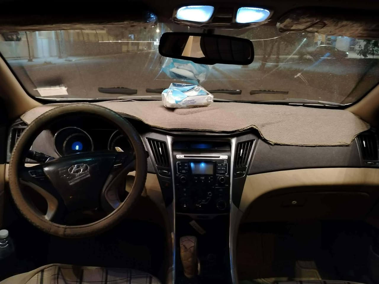 سوناتا خليجي ٢٠١١ فول ماعدة البصمة بيهه بارد بل جاملغ الخلفي ولباقي مكفول ١٢٠ وبيهه مجال قليل *********** مكلف بل نشر
