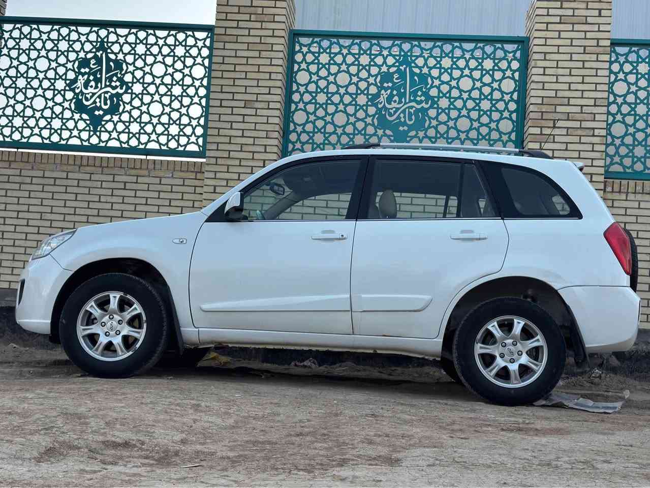 تيكو 2013 
رقم بابل سنويه لغاية 2029 
ماشيه 154
فول مواصفات 
محرك 1800 
مكفوله من حادث 
كير ومحرك كفاله
حداديه جديده
كهربائيات كل شغاله
تخم تاير جديد
سياره جديده وماعايزه شي بدون كل نقص 
السعر 62 وبيها مجال 
مكاني حله المركز
*********** حلة, بابل
