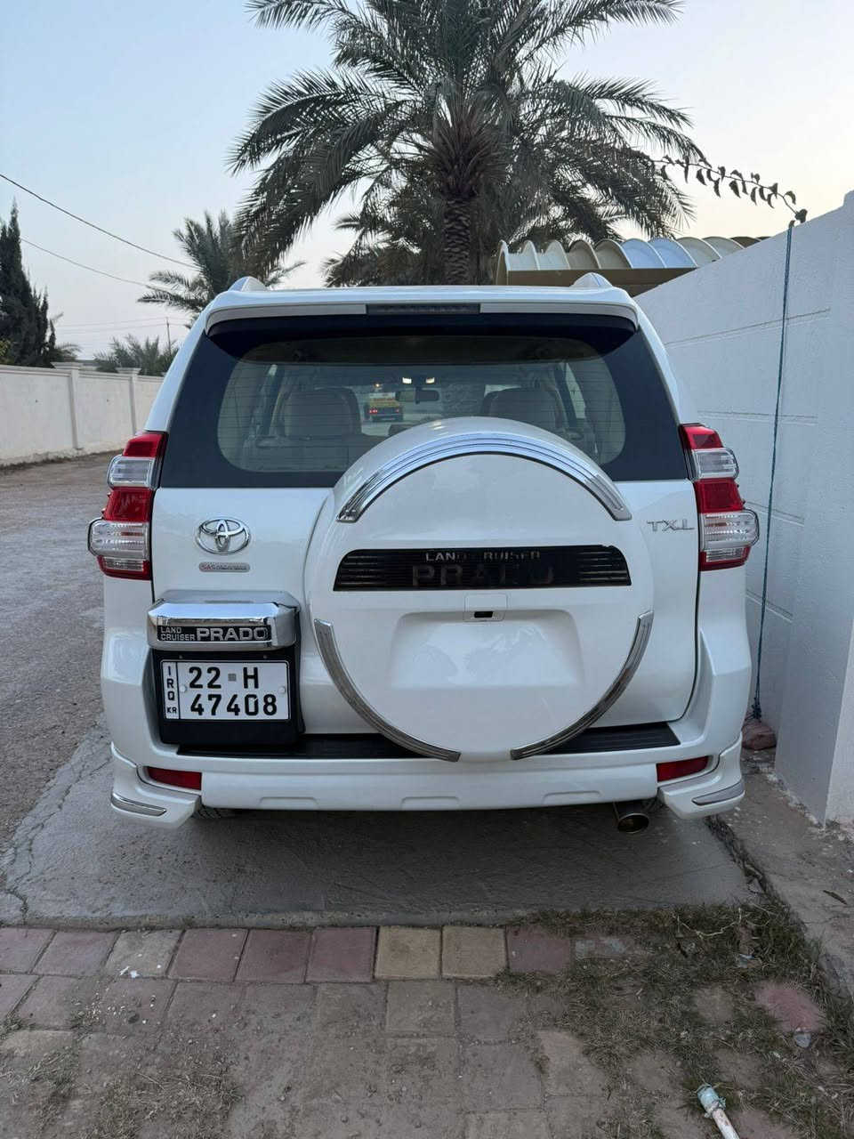 سلام عليكم برادو 17/TXLسياره فول واحد علا واحد فتحه بصمه دبل تانكي 7راكب V6سلندر سياره مري شفط تشغيل عن بعد سياره حداديه كير مكينه تبريد كله علا وضع شركه ماشيه 113الف حقيقي علا وضعها  بيها شويه صبغ بل باب مال الصندوق اقل الشبر 
كفاله عامه من صبغ او فتح رقم اربيل  بسمي تحويل ثاني يوم سعرها365 وبيها مجال 
مكانها الانبار الرمادي ***********
