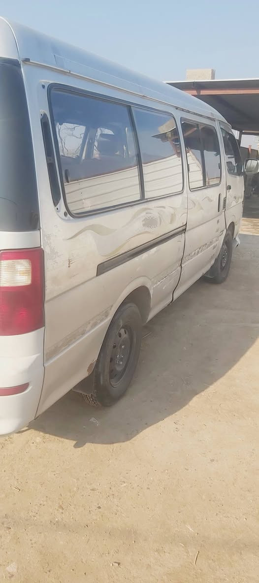 السلام عليكم فتون  2011 رقم احمر  بغداد السياره بيه ضربه مثل مابين بل صوره بل بجم بصيطه وراجعه عل بارد السياره مكينه 3 واي ياباني خير من الله تبريد 3قطع شغال دوشمه خير من الله نضيفه ول سياره بسمي السعر 55وبيه مجال ولاتواجد عل فيس ***********
