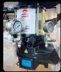 العنوان: مضخة گريز (تشحيم) كهربائية أصلية لجميع أنواع الآليات الثقيلة ...