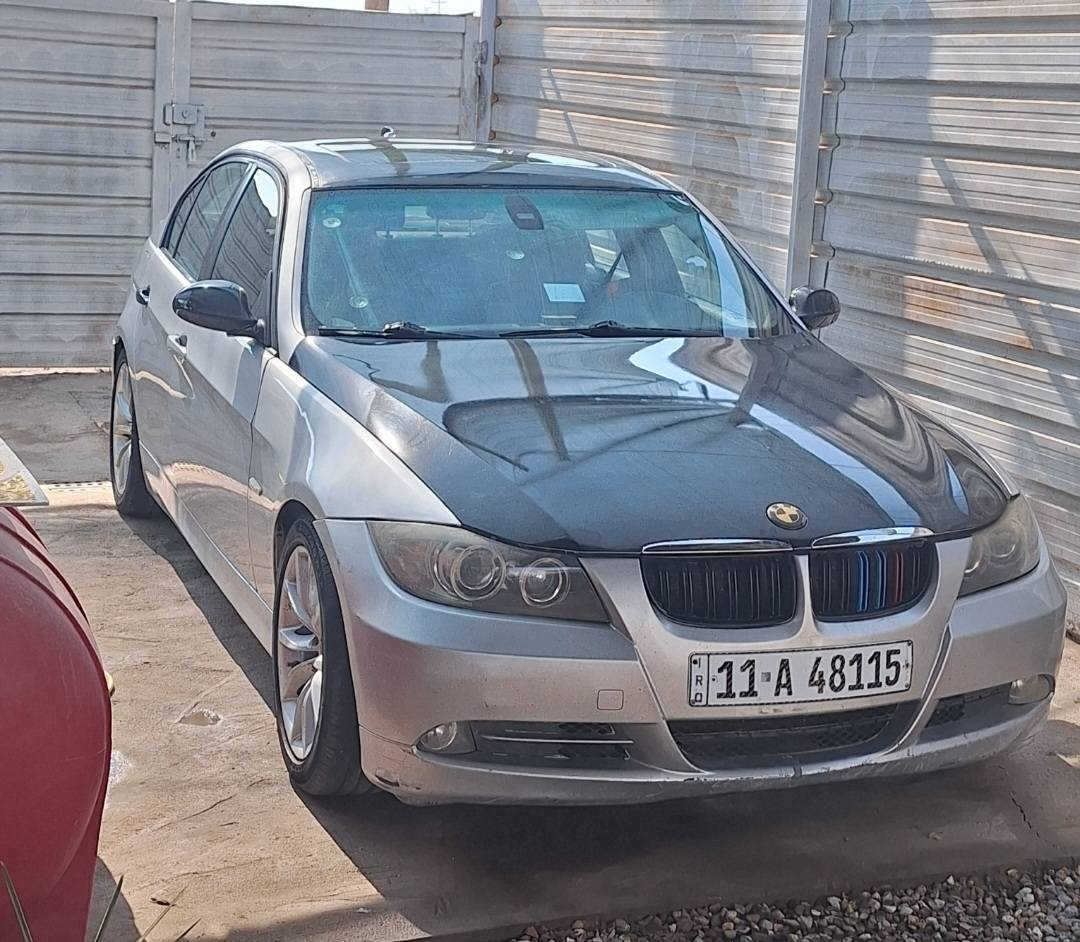 Bmwe90 موديل 2007 فول مواصفات
M3 محرك b30. 3000cc تنفس طبيعي n52 المرغوب نوزل قصيركير zfرياضي اوتماتيك وعادي 
سياره بيهه حادث صوره حادثهه ناشره مبدل بيهه بنيد وباب عكس السايق فقط بيهه صبغ بلقماره .سياره رياضيه تايراتهه تو سايز مال سباق حداديه كامله ودبلات من الطول للطول ناكتهه كله جديد تخم تاير جديد باتري جديد سياره تبريدهه ثلج كشنات جلد غرفتهه نضيفه وحلوه شاشه وفتحه تحكم ستيرن شفتات ترحيب بلبواب وبليدات صندوق كهربائي لايتات امامي عدسه اصفر وزنون وعين الشيطان بلاد 
سياره رقم بغداد مشروع وطني بسمي 
للبيع او للمراوس السعر 110 سياره بلسنويه لونين يعني هاذ شكلهه البلادي  تنفس طبيعي بدون تيربو مرغوبه بانزين عادي او محسن تمشي عليه ... تحياتي للجميع . ابو الخصيب, البصرة


**إذا كنت صاحب هذا الإعلان وتريد حذفه لأي سبب، رجاءا أرسل رسالة إلى الدعم الفني**