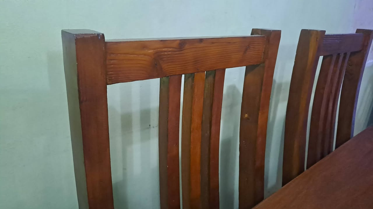 ميز طعام ٦ كراسي خشب صنوبر 
ميز طعام ٦ كراسي خشب صنوبر نظيف جدا جدا


**إذا كنت صاحب هذا الإعلان وتريد حذفه لأي سبب، رجاءا أرسل رسالة إلى الدعم الفني**