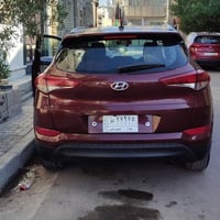 توسان ١٧ وارد امريكي حادث موظح بصوره وسونار سياره كلش نظيفه ماشيه ٨٥ال...