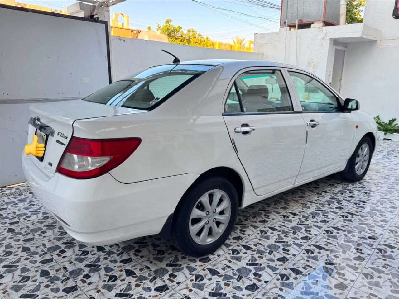 السلام عليكم للبيع فقط بدون مراوس
بي واي دي f3 2012 
رقم انبار سنويه ل28 تحويل مباشر مكفوله من صربه وصبغ محرك كير ياباني بلادي مسبوشي كير اوتو تبريد ثلج فتحة كشن جلد سياره جاهزه مكان السياره بالرمادي
السعر 55 بي مجال 
***********
اعتذر عن المراوس والاقساط
