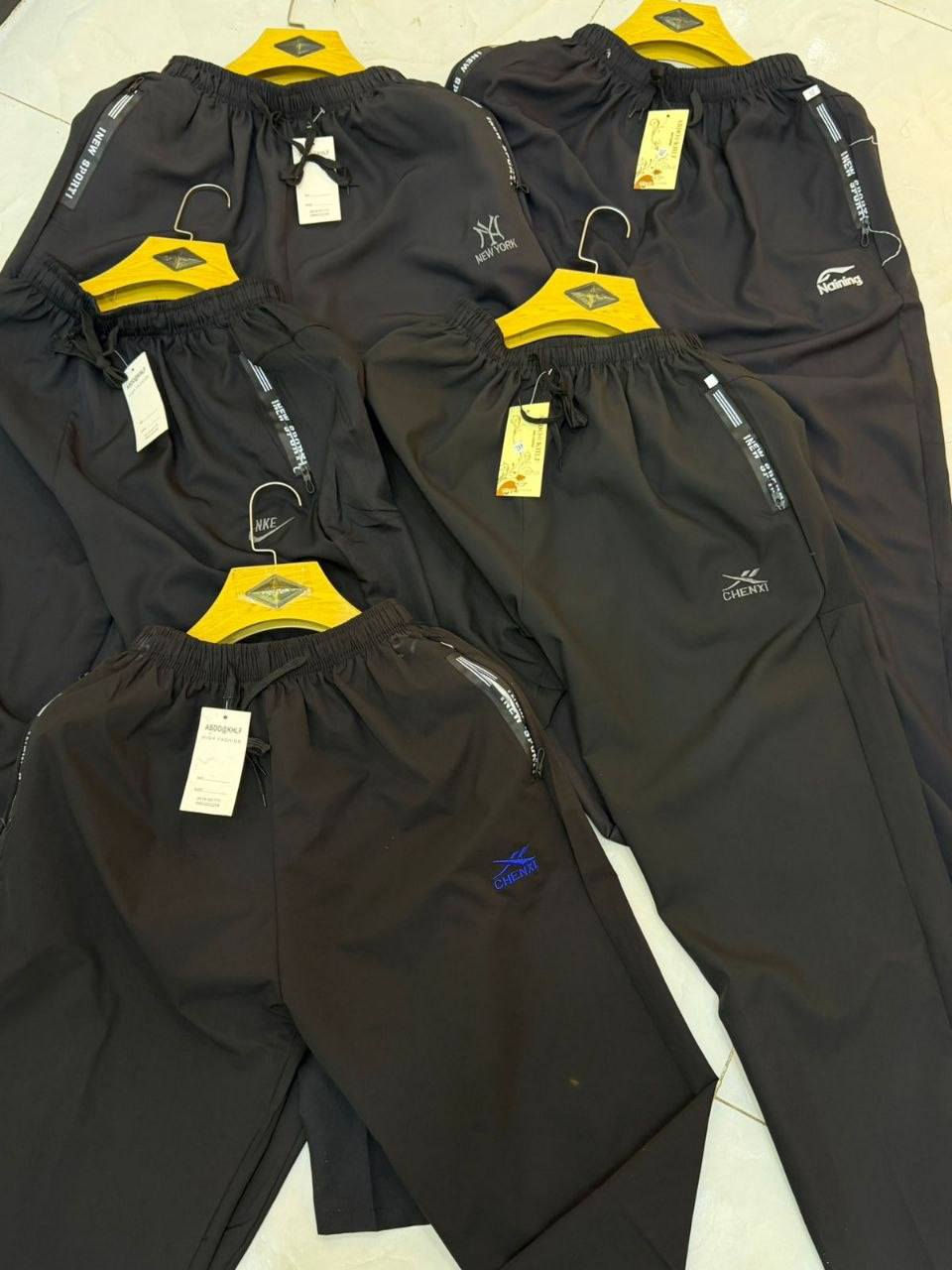 وتربروف صيني
4XL.5XL

درزن 12 قطعه ب42 الف


**إذا كنت صاحب هذا الإعلان وتريد حذفه لأي سبب، رجاءا أرسل رسالة إلى الدعم الفني**