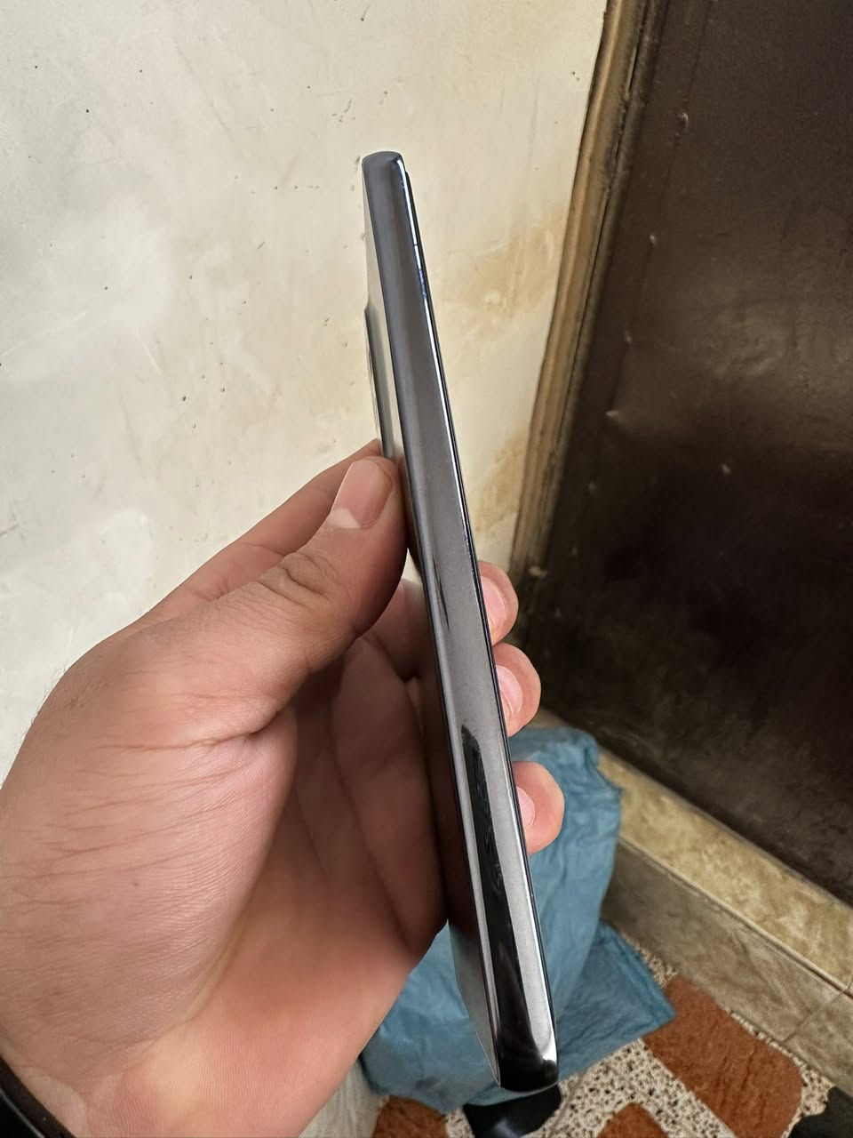 هاتف كلكسي A53 5g 

دبل شريحه 
الذاكره 256
نسبه نظافته 100‎%‎
بدون ملحقات الجهاز اصلي واستخدام بيت 

مكاني بغداد قرب جامع نداء ***********
